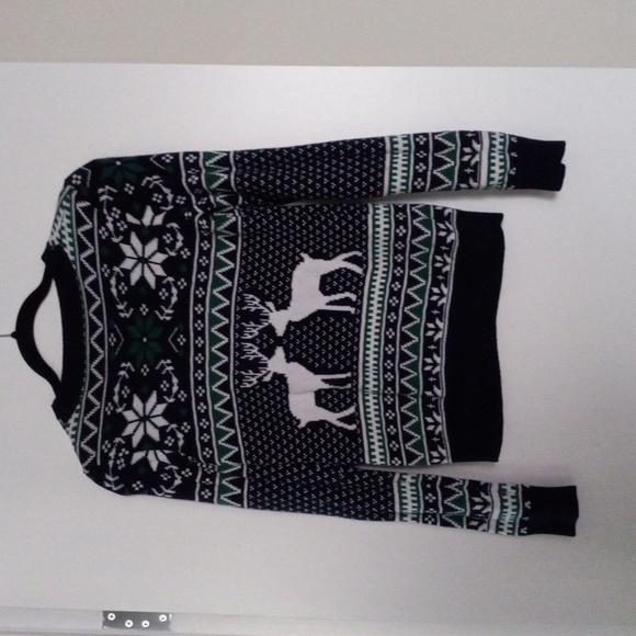 Twik Holiday/Christmas Sweater - Picture 3 of 4